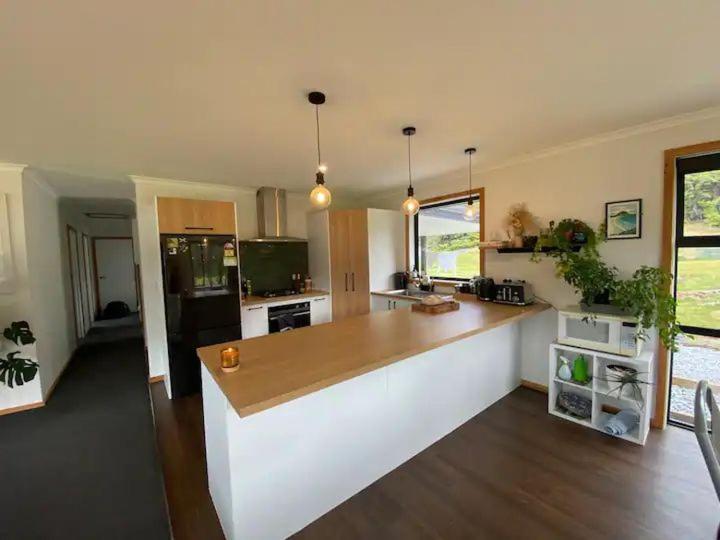Enchanted Retreat In Greymouth Shared With Host ภายนอก รูปภาพ